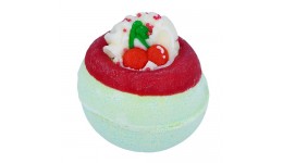 Бомбочка для ванни Cherry on top 160г аромат: Вишня-яблуко